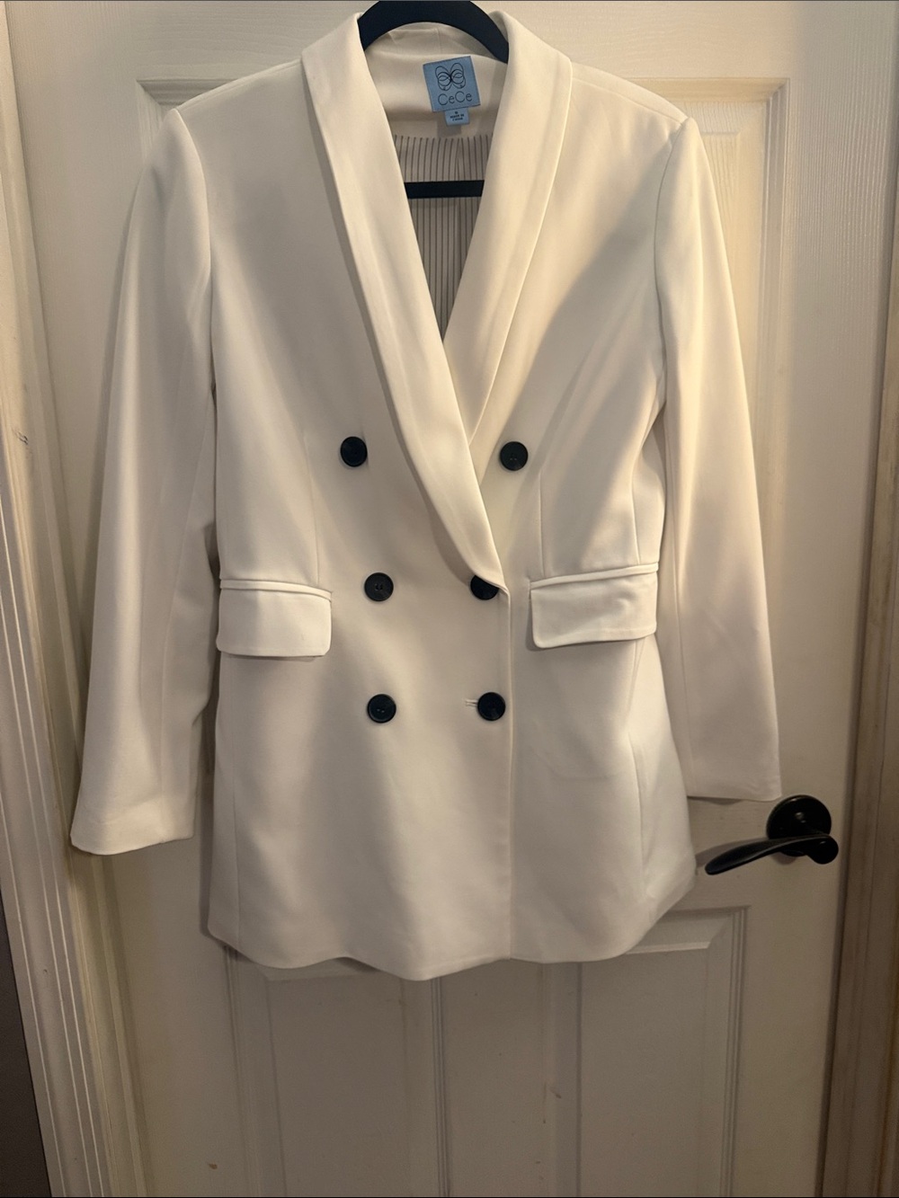 CeCe Cream Double-Breasted Shawl Lapel Blazer